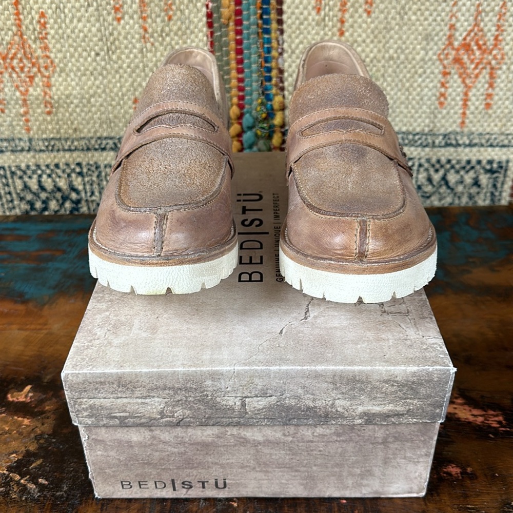 Bed Stu Reina III leather loafers with lug soles. New in Box. - Picture 2 of 9
